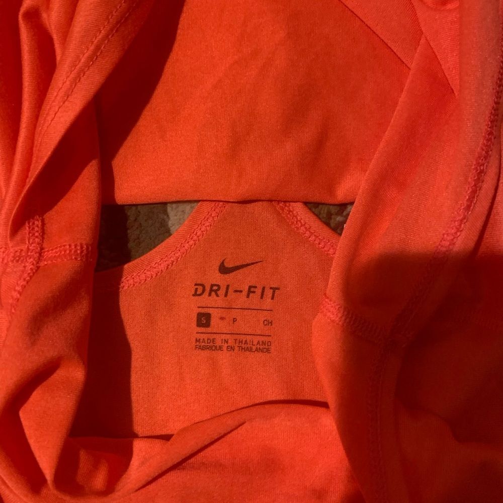 Nike Dri Fit Racer Back Tank S - Picture 2 of 2